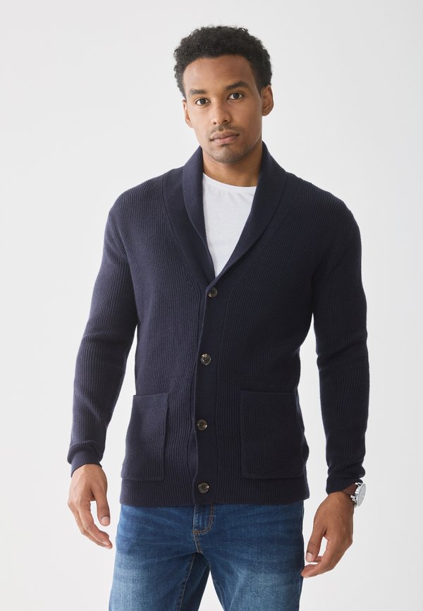 Pier One by Zalando