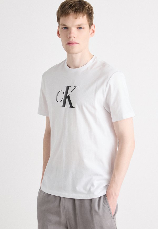 Calvin Klein Jeans CENTER MONOGRAM CLASSIC - Print T-shirt - brilliant white
