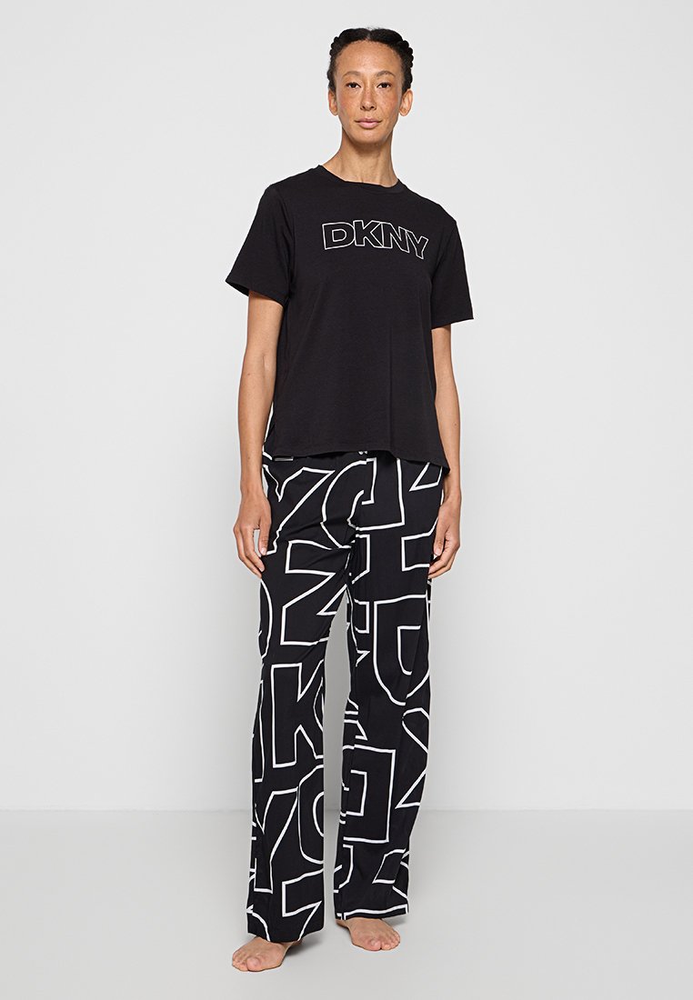 DKNY Loungewear Nachtwäsche Set Media 1