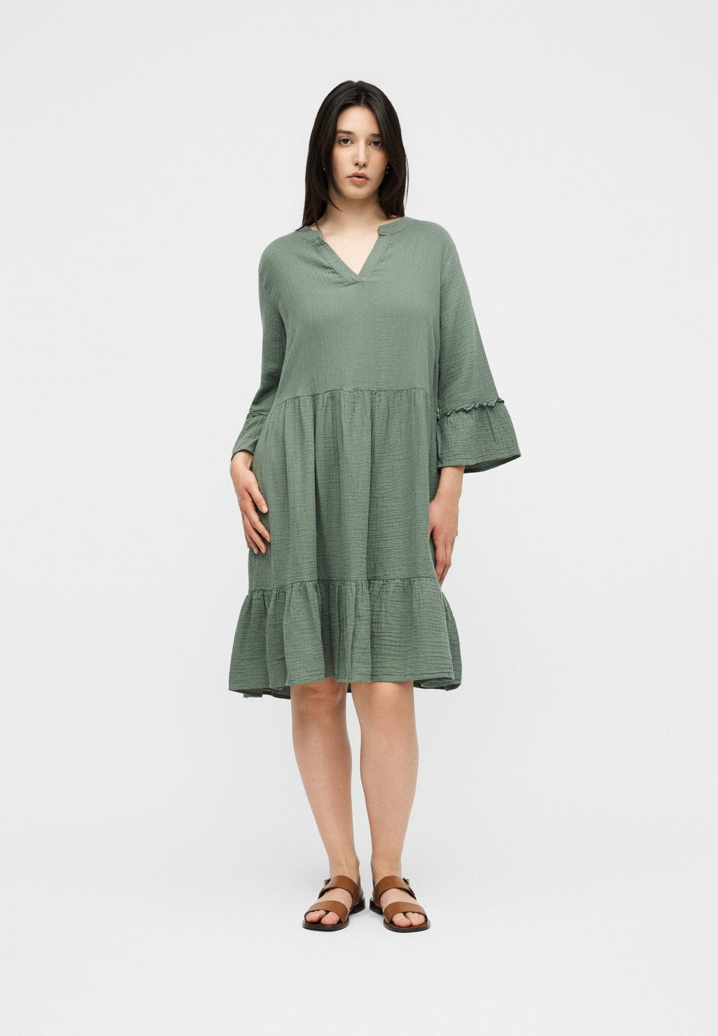 CARTHYRA PEPLUM DRESS Media 3