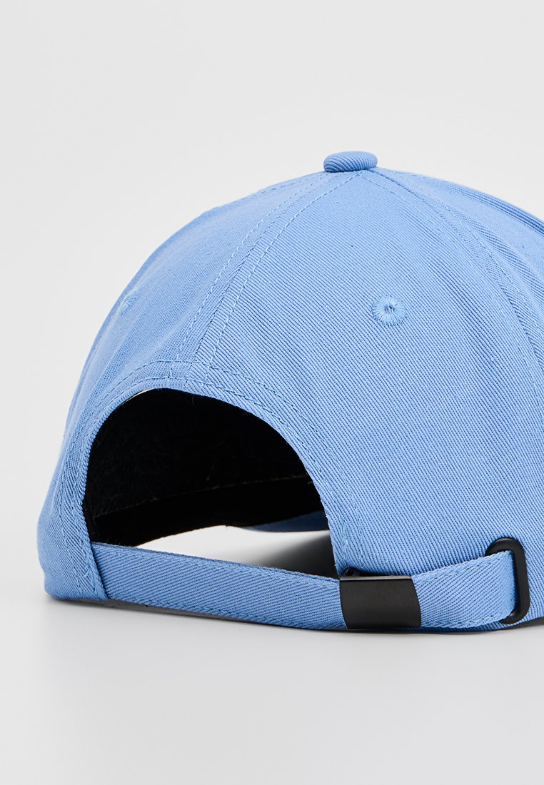 KARL LAGERFELD Cap Media 4