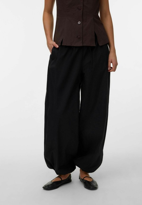 Vero Moda Wide-leg VMJAYA Mid waist - Trousers - black