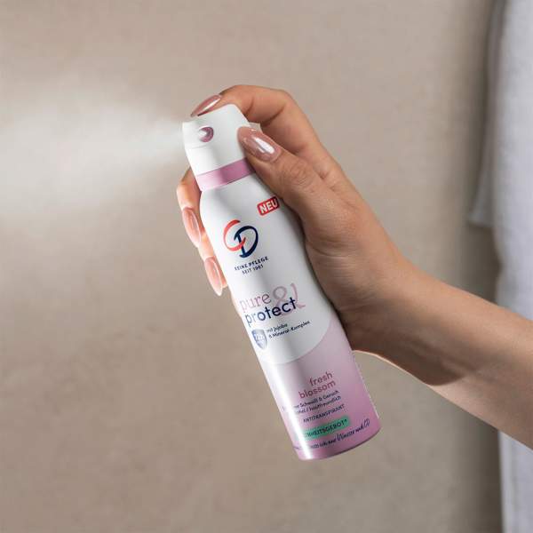 Antitranspirant Deospray pure & protect fresh blossom CD