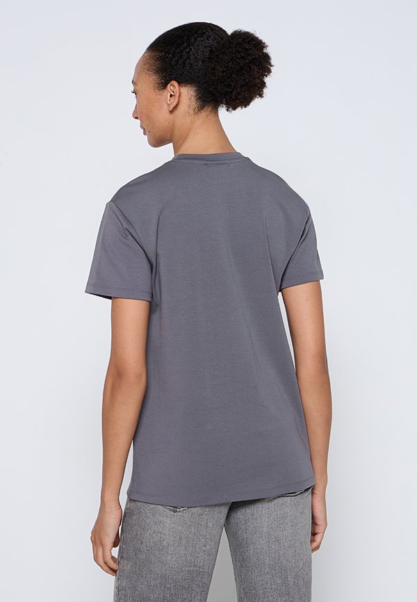 DKNY OVERSIZED