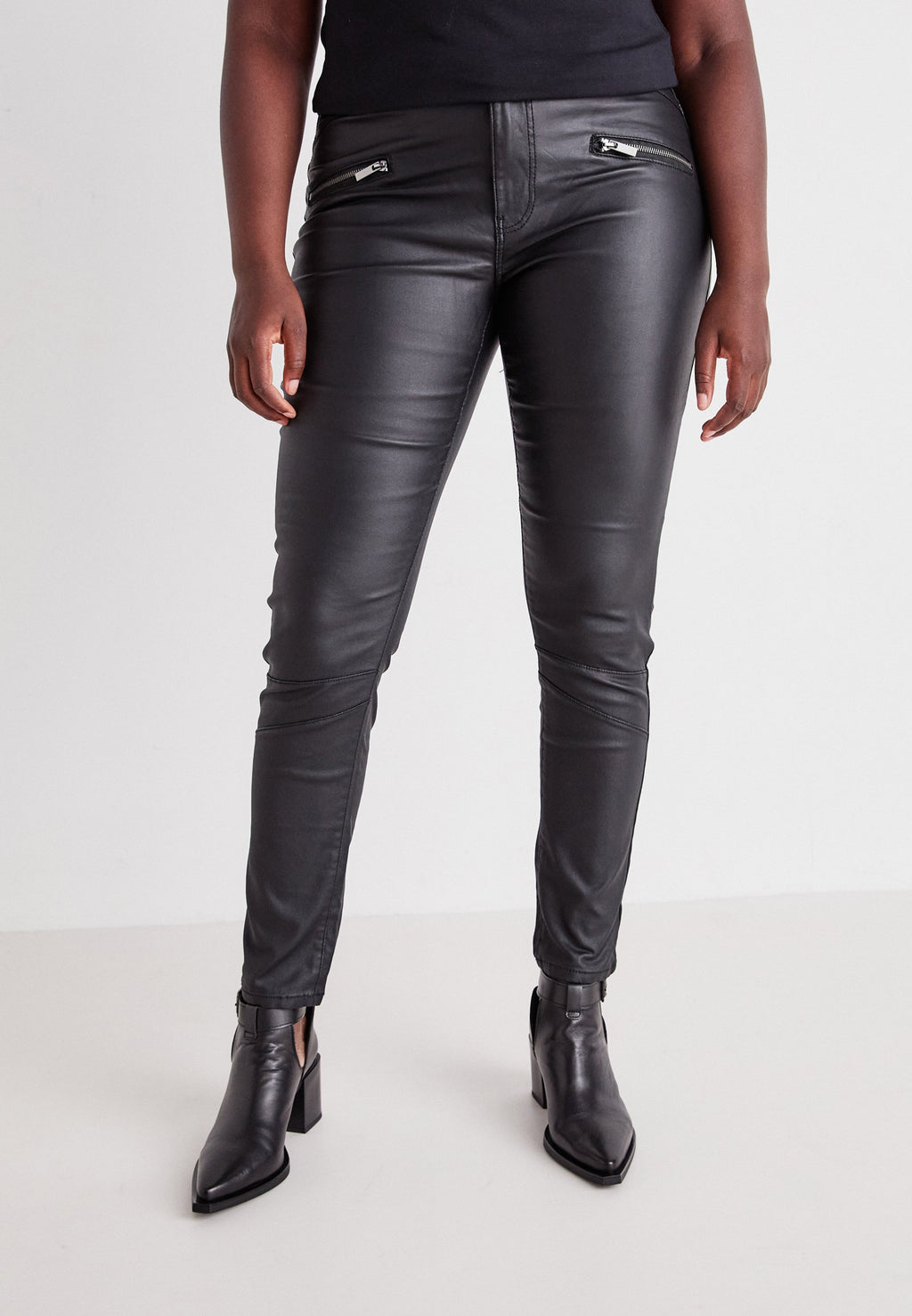 CARSELA-NYA Skinny Fit Media 2
