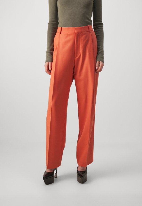 Victoria Beckham SINGLE PLEAT TROUSER