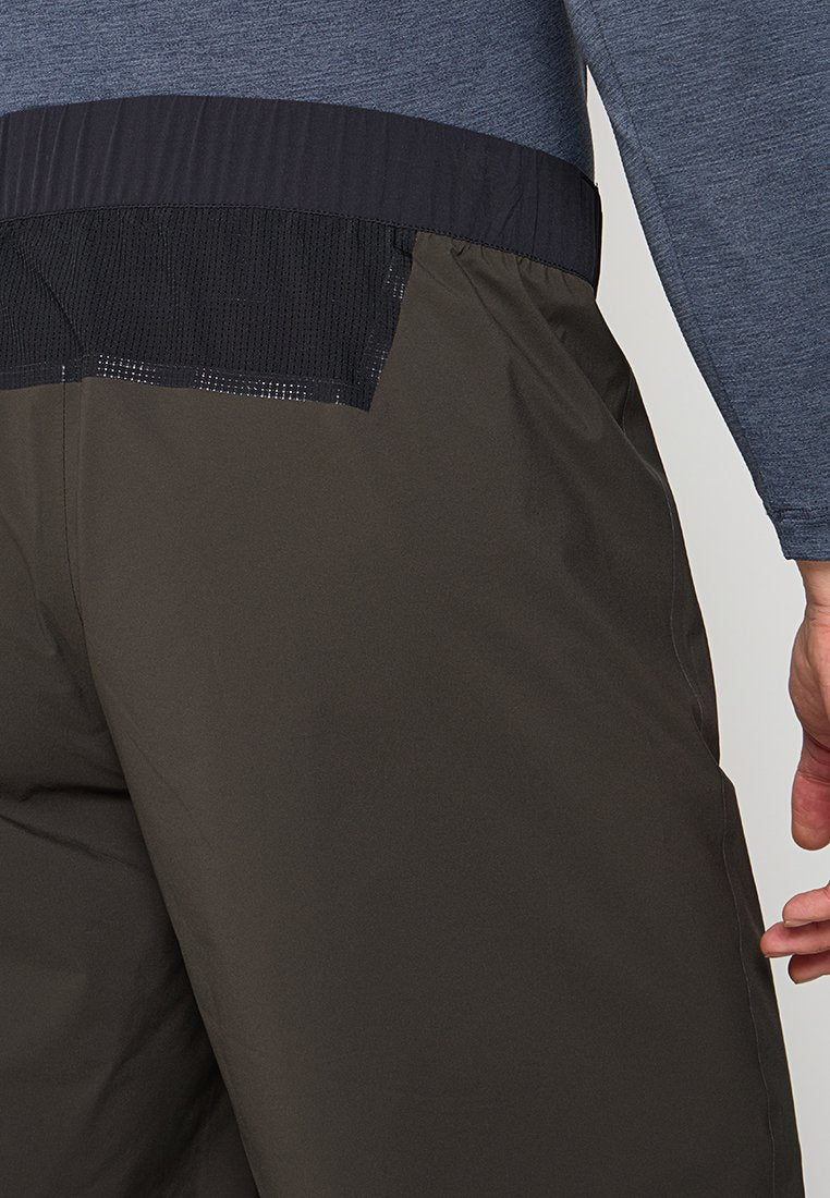 On Kurze Sporthose Media 8