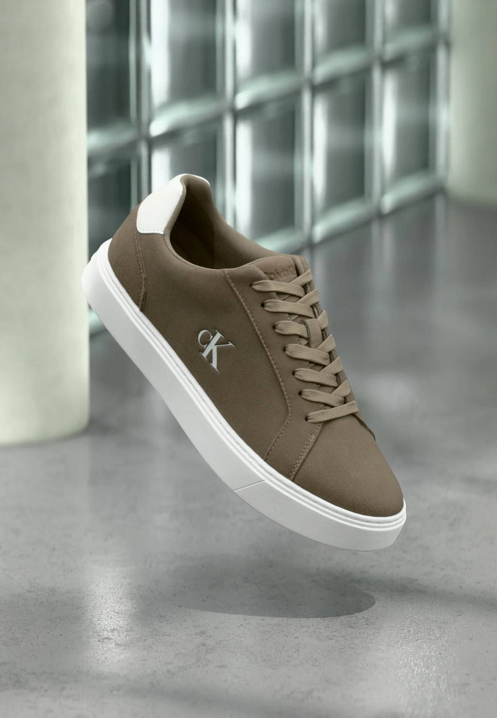 Calvin Klein Jeans CLASSIC CUPSOLE LACEUP - Trainers - desert taupe/bright white