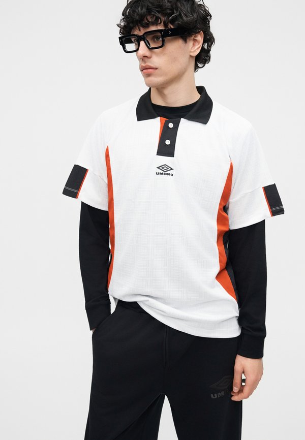 Umbro ICONIC