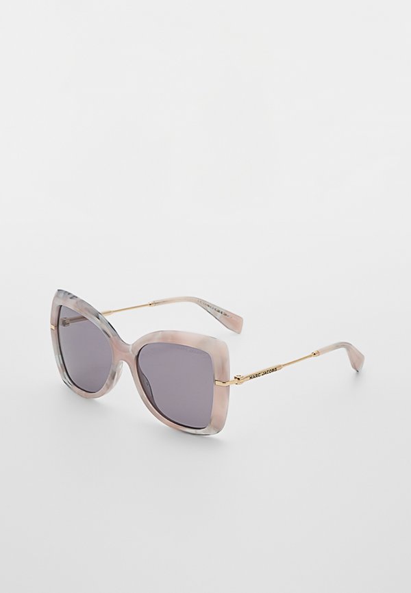 MARC JACOBS