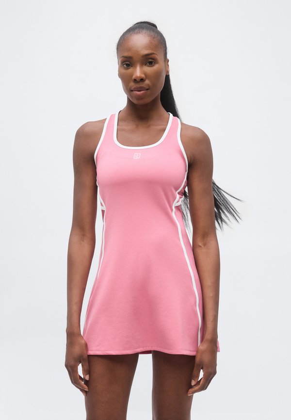 Nike Performance NIKECOURT ADVANTAGE DRESS NOVELTY - Sports dress - peony/white