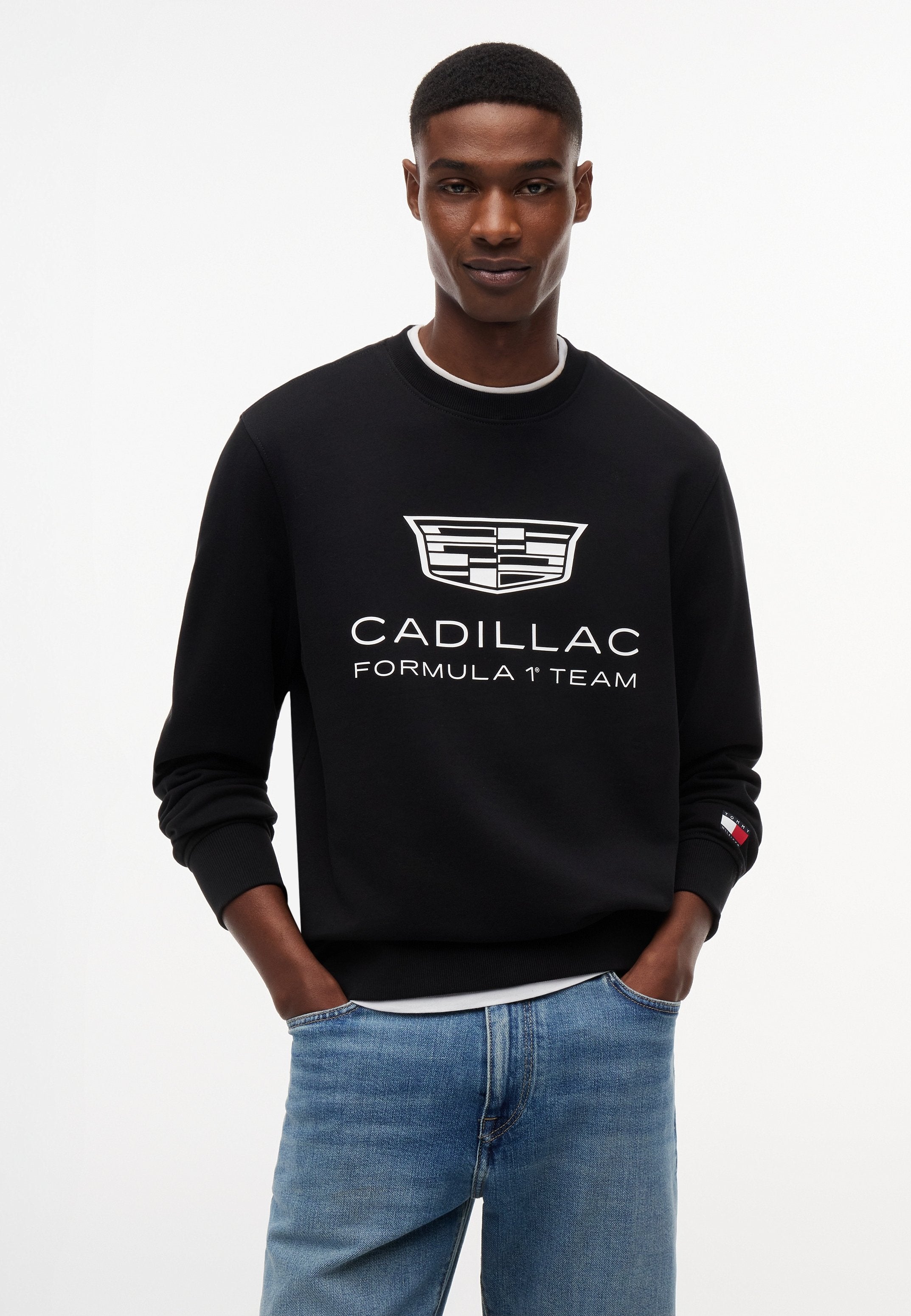 TH X CADILLAC FORMULA 1 TEAM LOGO CREWNECK UNISEX Media 3