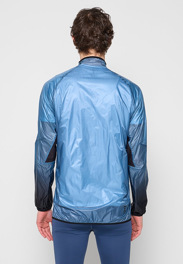 On Laufjacke Media 4