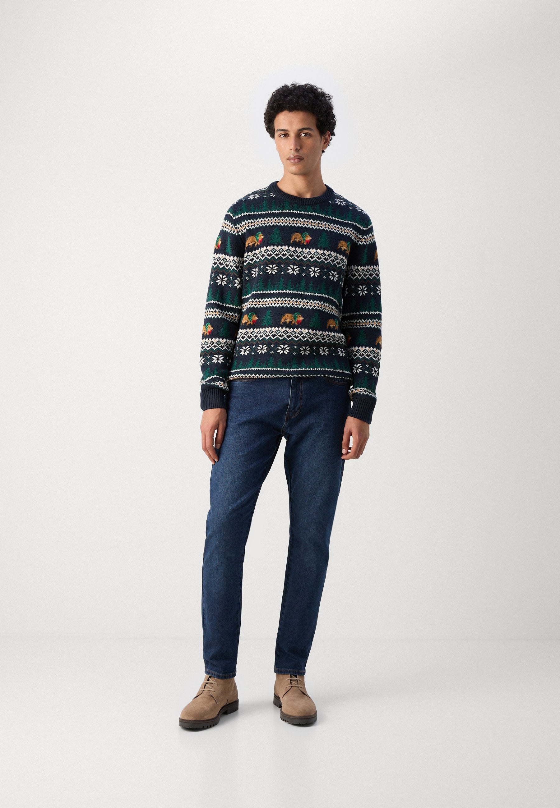 WINTER VILLAGE O NECK SWEATER Media 6