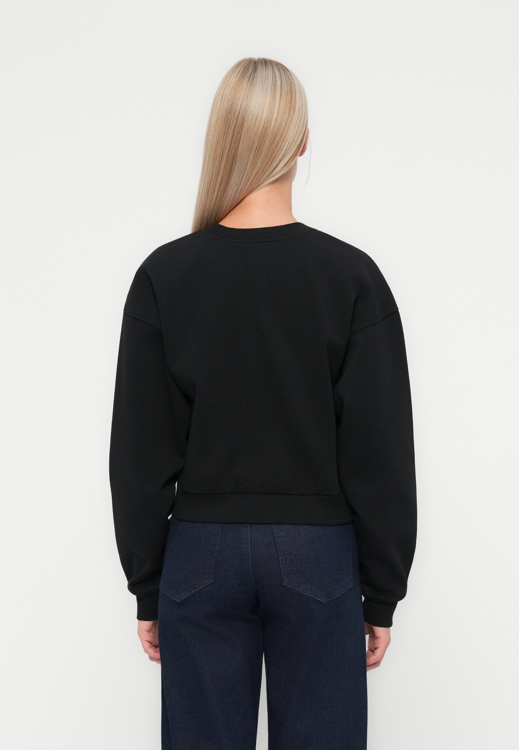 ONLY ONLEVISA SHORT O NECK