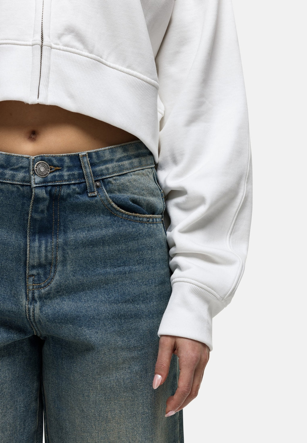 Good For Nothing METAMORPHOSIS OFF WHITE CROPPED HOODIE