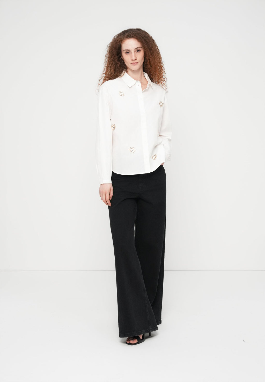 ONLMUYA EYE SHIRT Media 2
