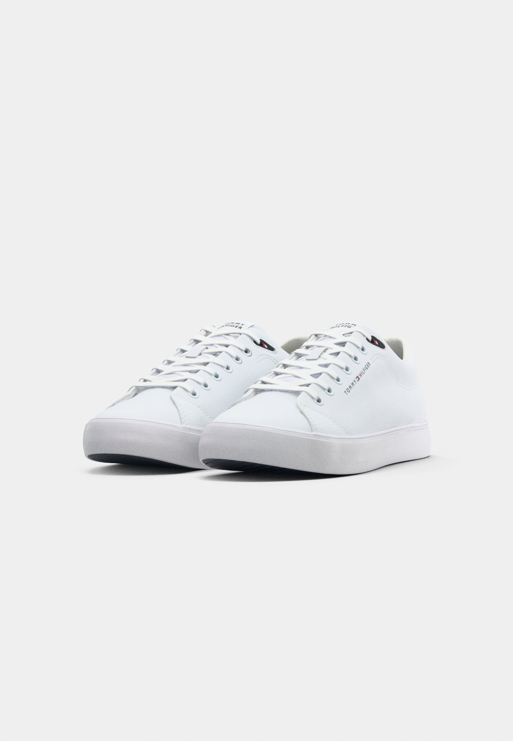 LOGO TRAINERS WITH LEATHER Media 3