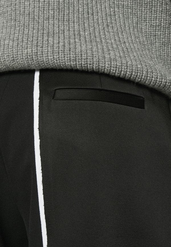 Victoria Beckham STRAIGHT LEG DECONSTRUCTED TROUSER