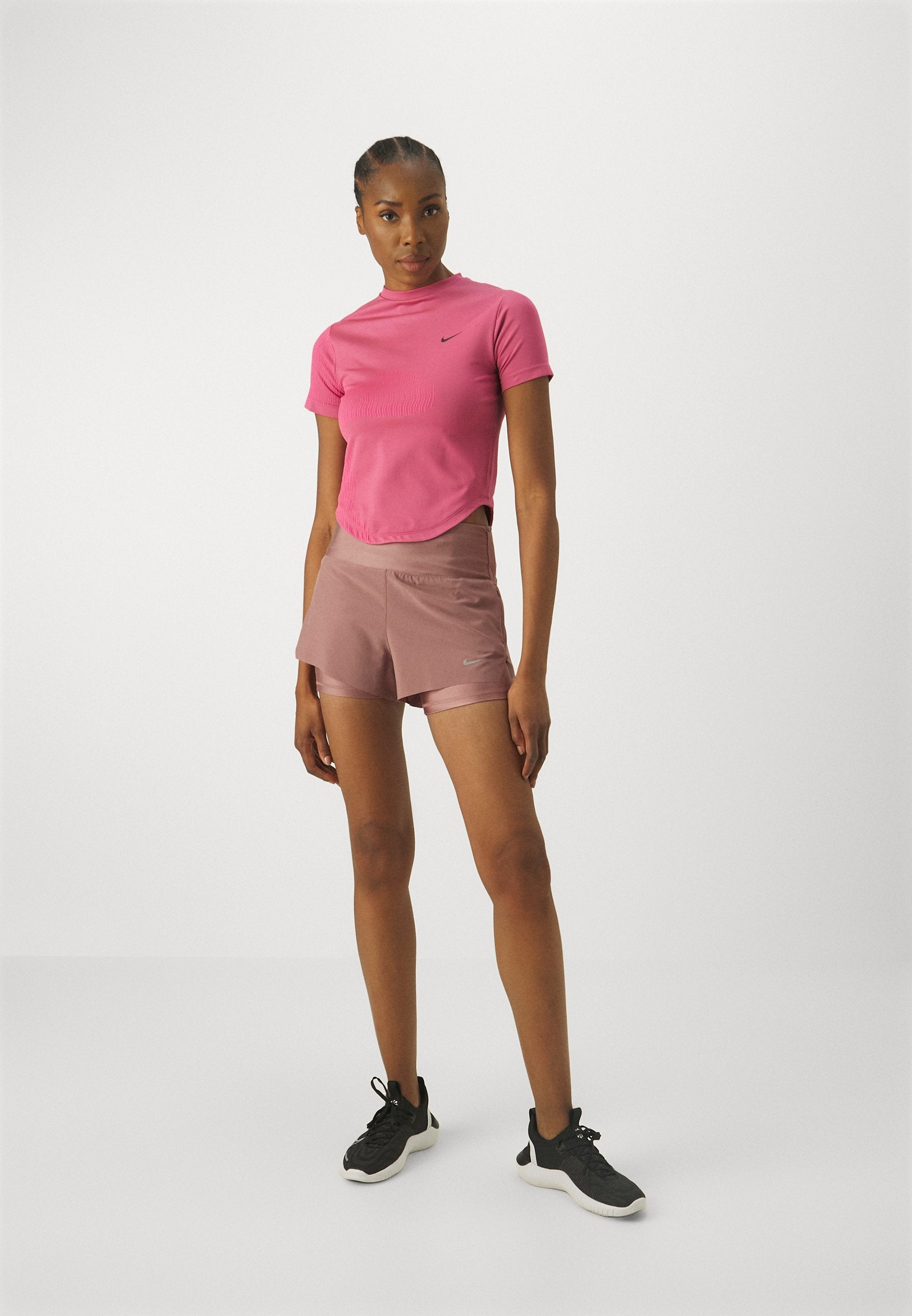 Nike Performance