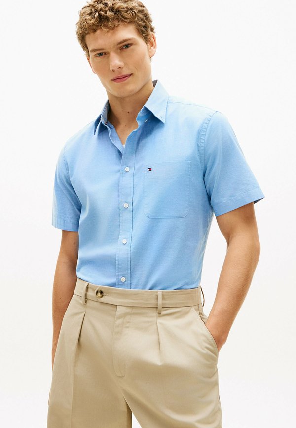 Tommy Hilfiger LIGHTWEIGHT SHORT SLEEVE OXFORD - Shirt - shirt blue