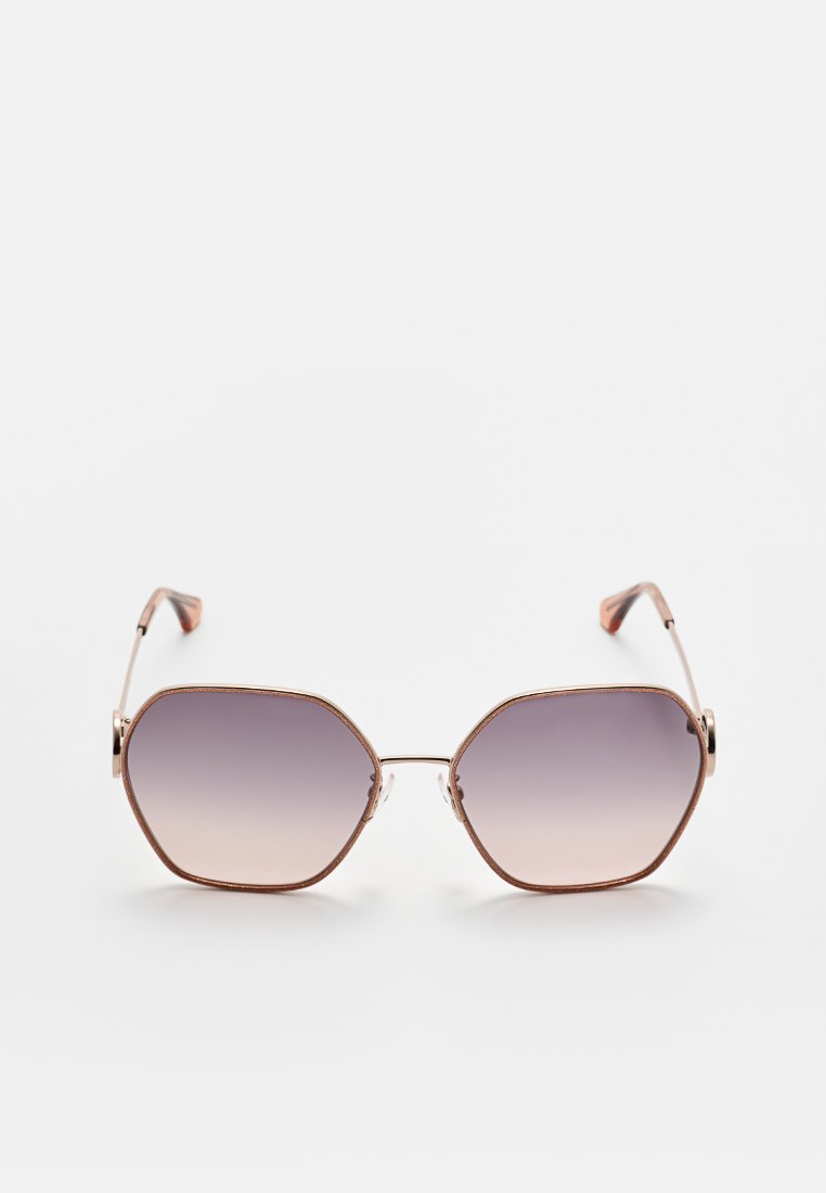 TWINSET