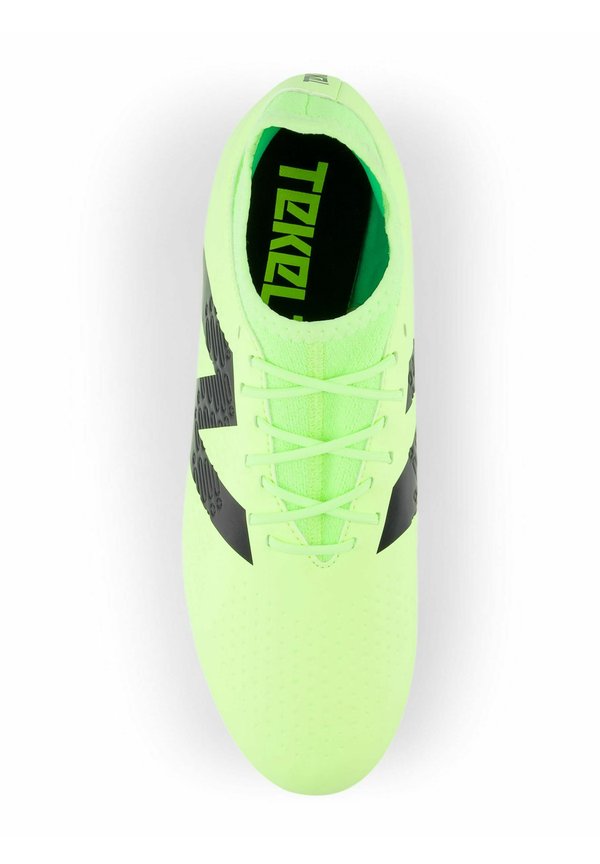 New Balance TEKELA MAGIQUE