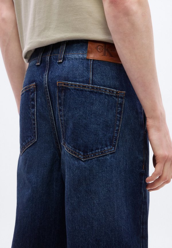 Calvin Klein Jeans BARREL