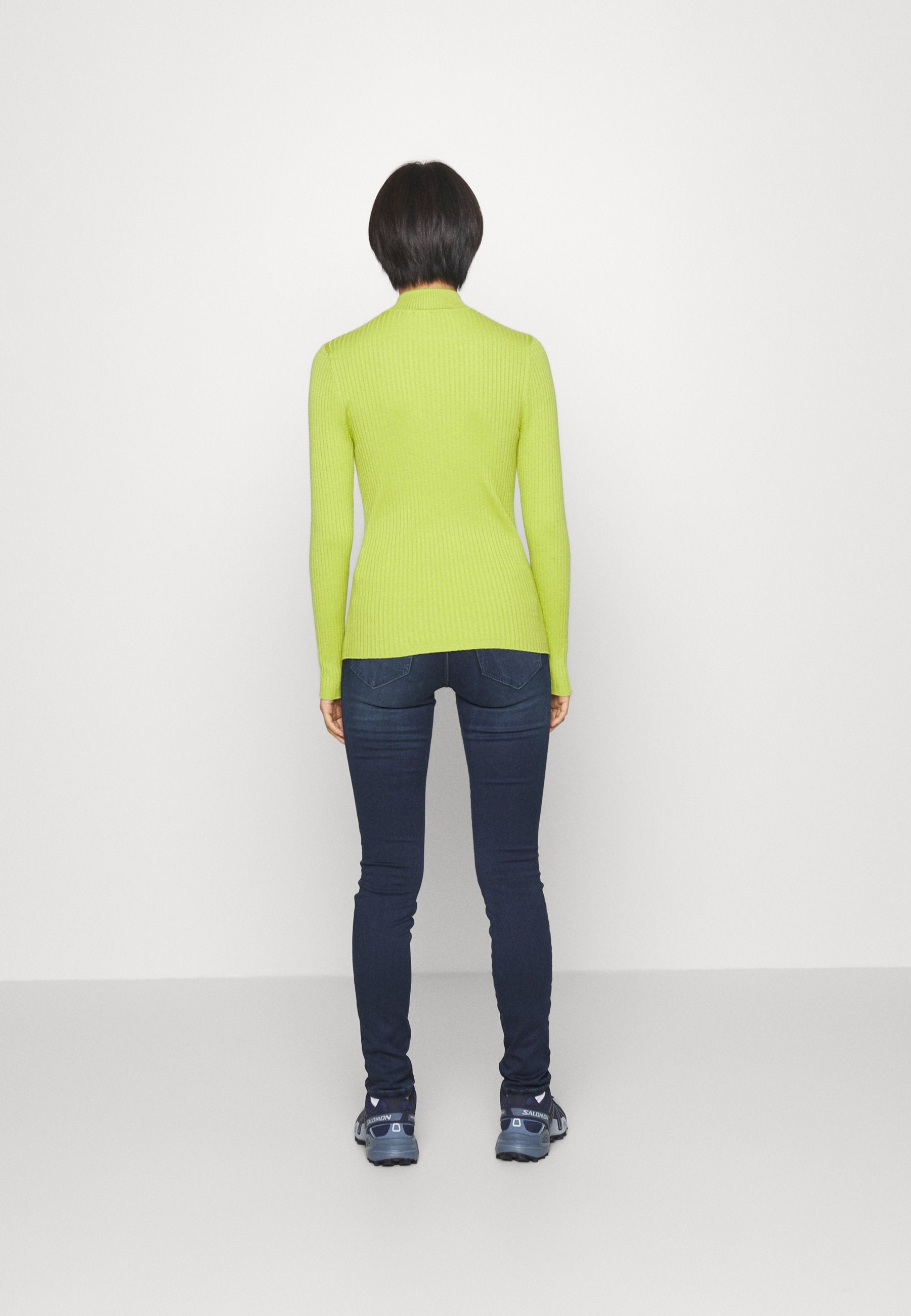 ONLROYALHW SKINNY Media 4