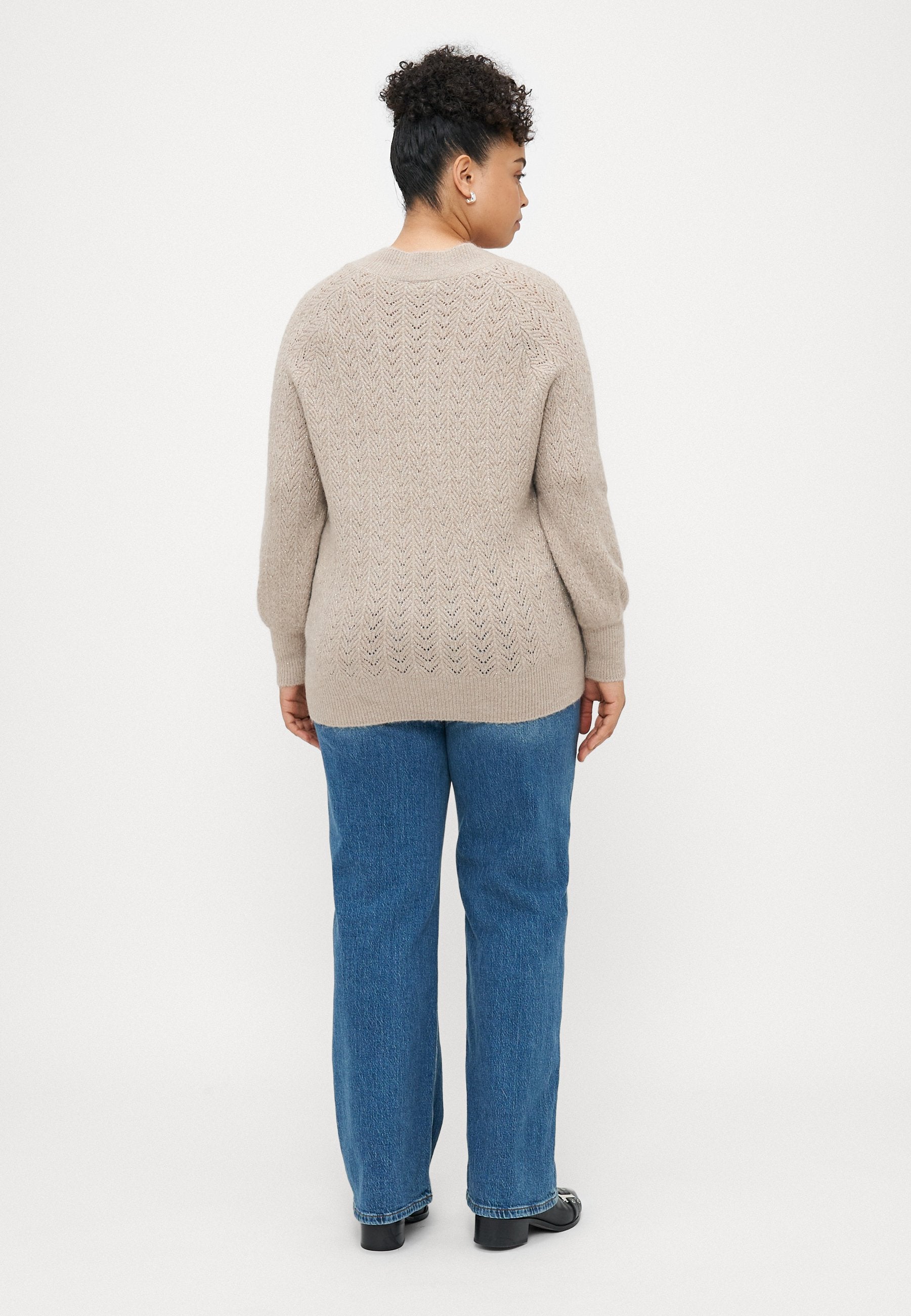 CARLUCILLA GLITTER V NECK  Media 4