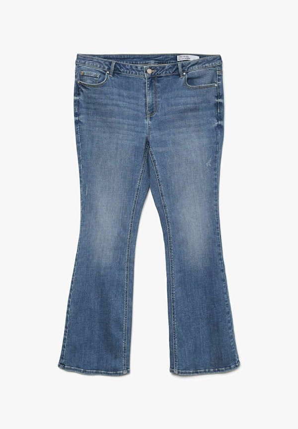 Vero Moda Curve Flared fit VMFLASH Mid rise - Flared Jeans - medium blue denim