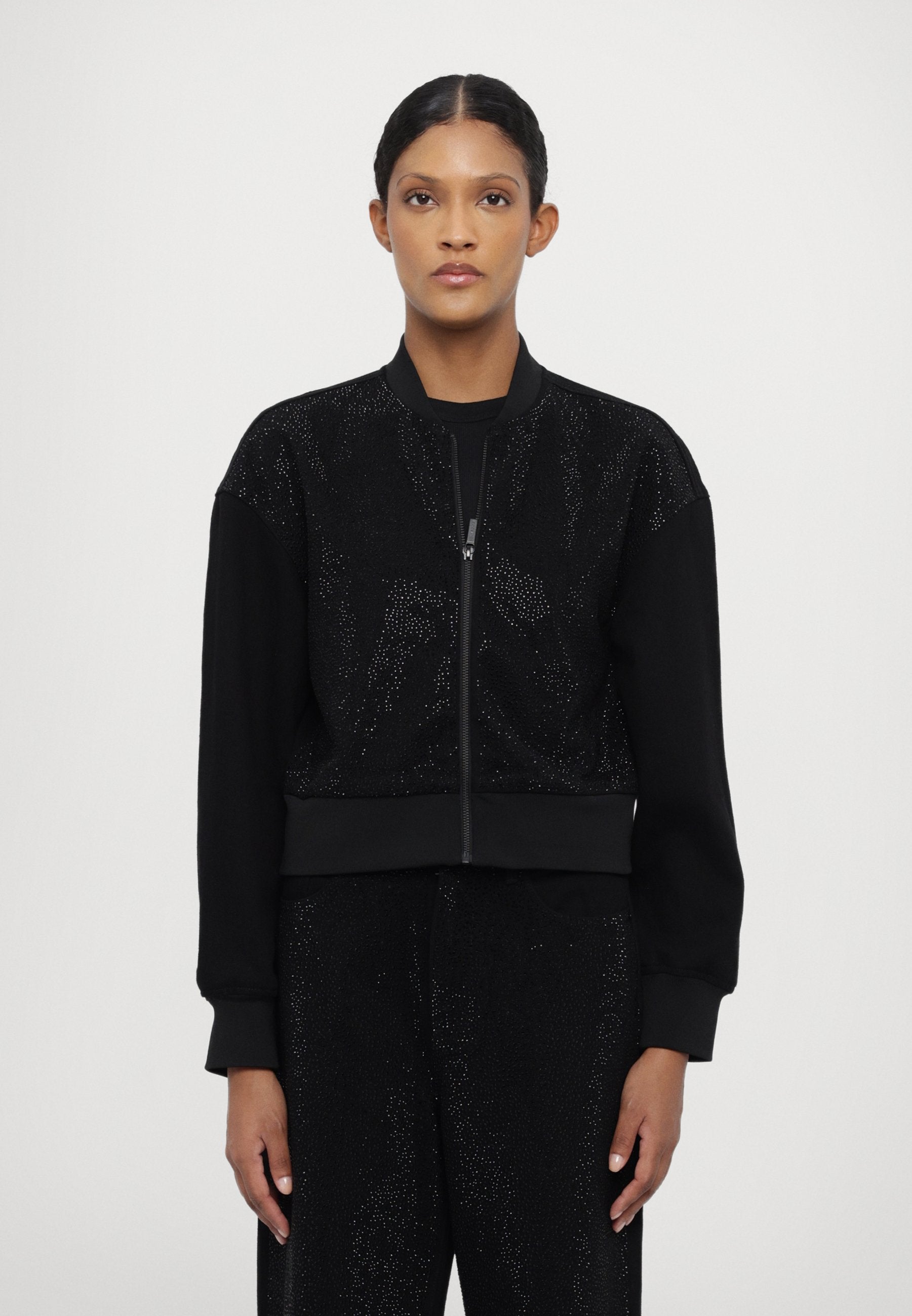 BLOUSON Media 3