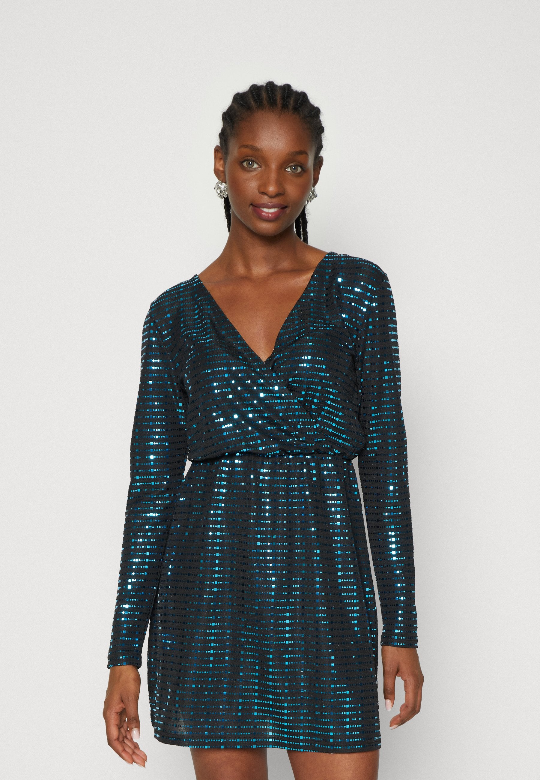 ONLDANA MIRROR WRAP DRESS Media 3