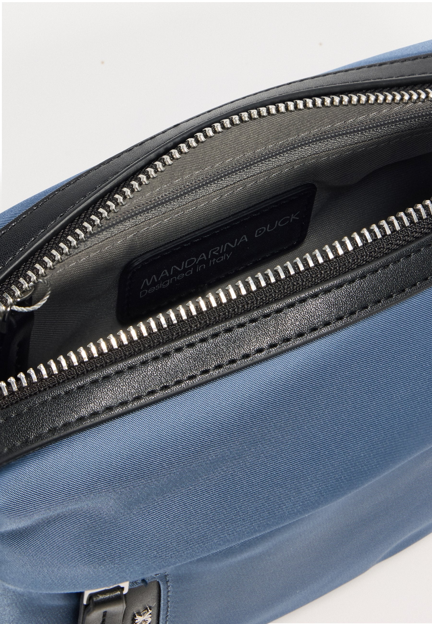 Mandarina Duck HUNTER