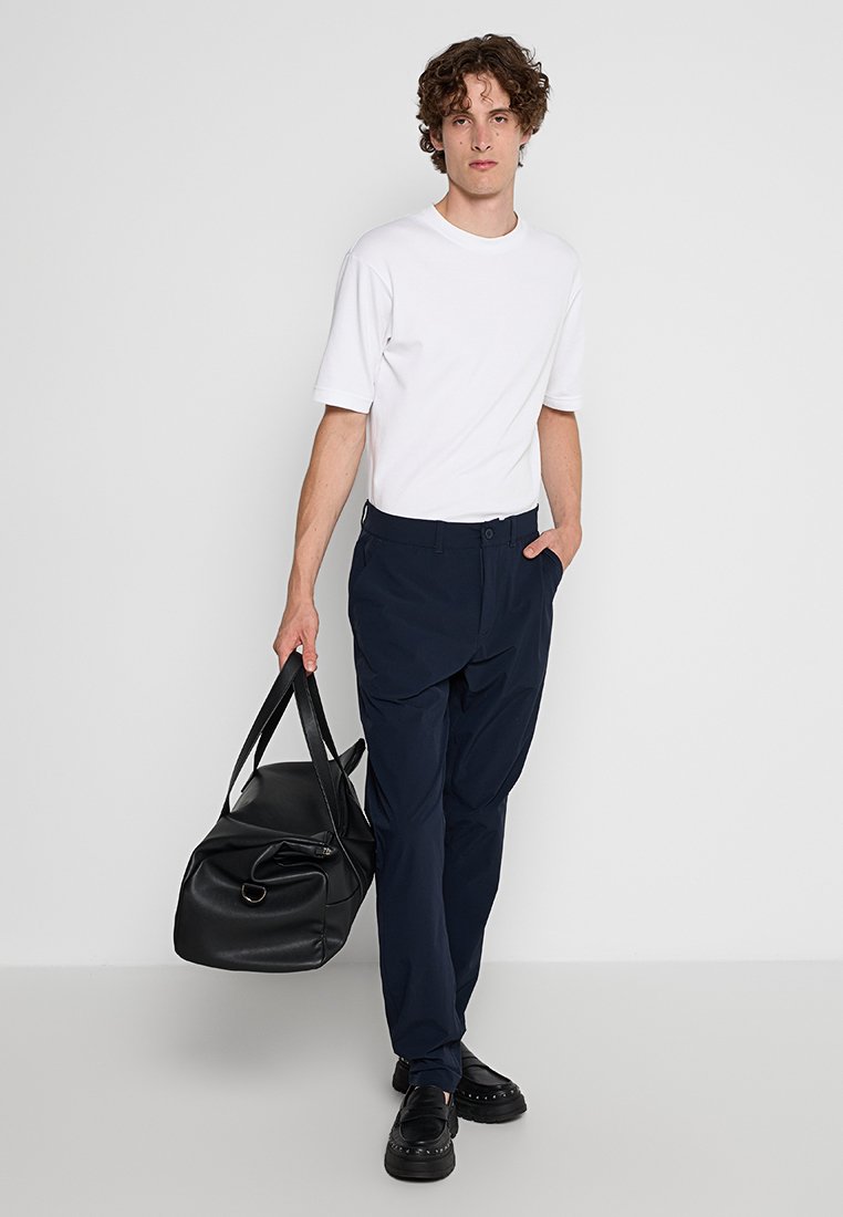 Lyle & Scott GOLF TECH