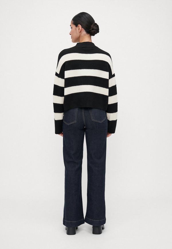 Vero Moda Petite VMINEZ HIGHNECK