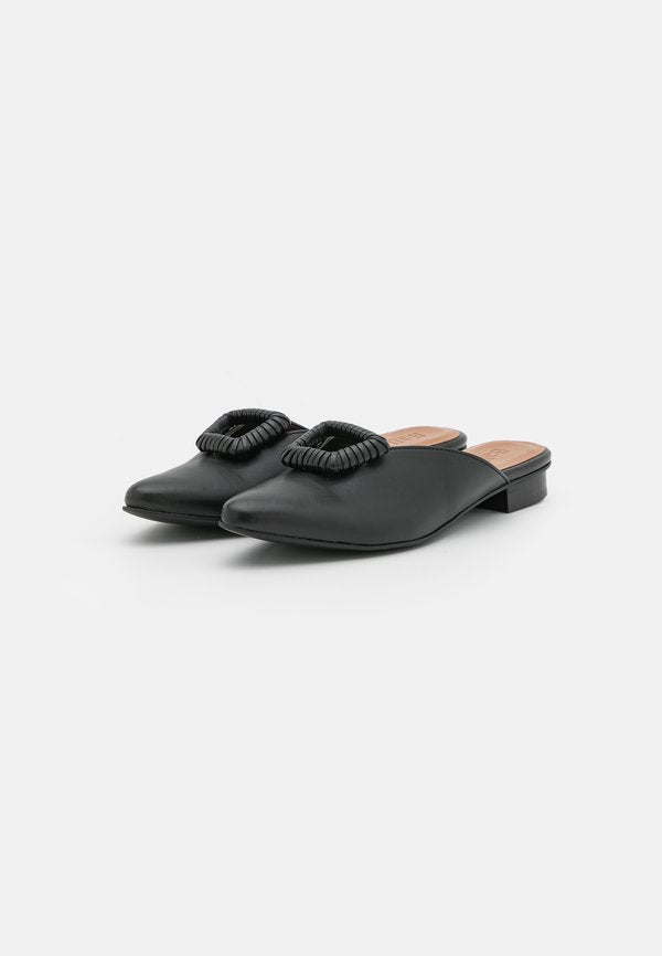 Ballūta SLIP ON MULE