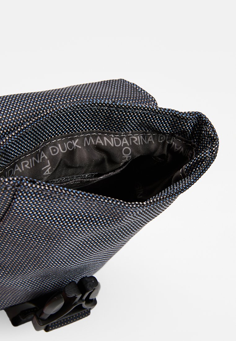 Mandarina Duck DISTRICT