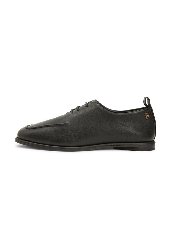 Tommy Hilfiger TH MONOGRAM LEATHER OXFORD SHOES
