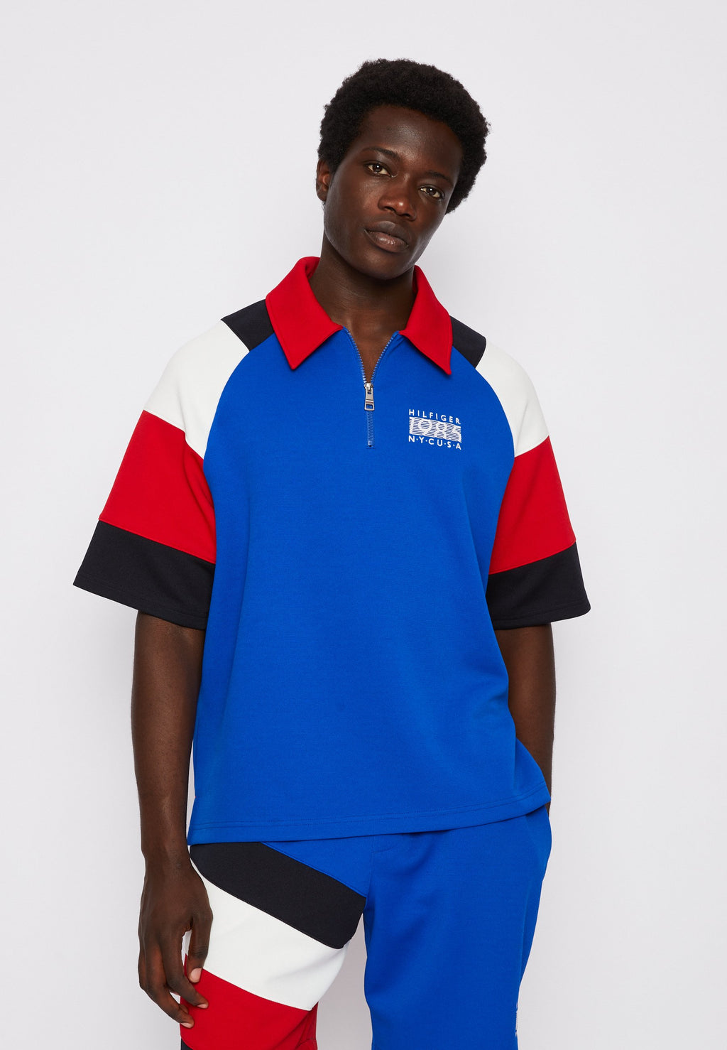 EXCLUSIVE HILFIGER TEAM STRIPES Media 4