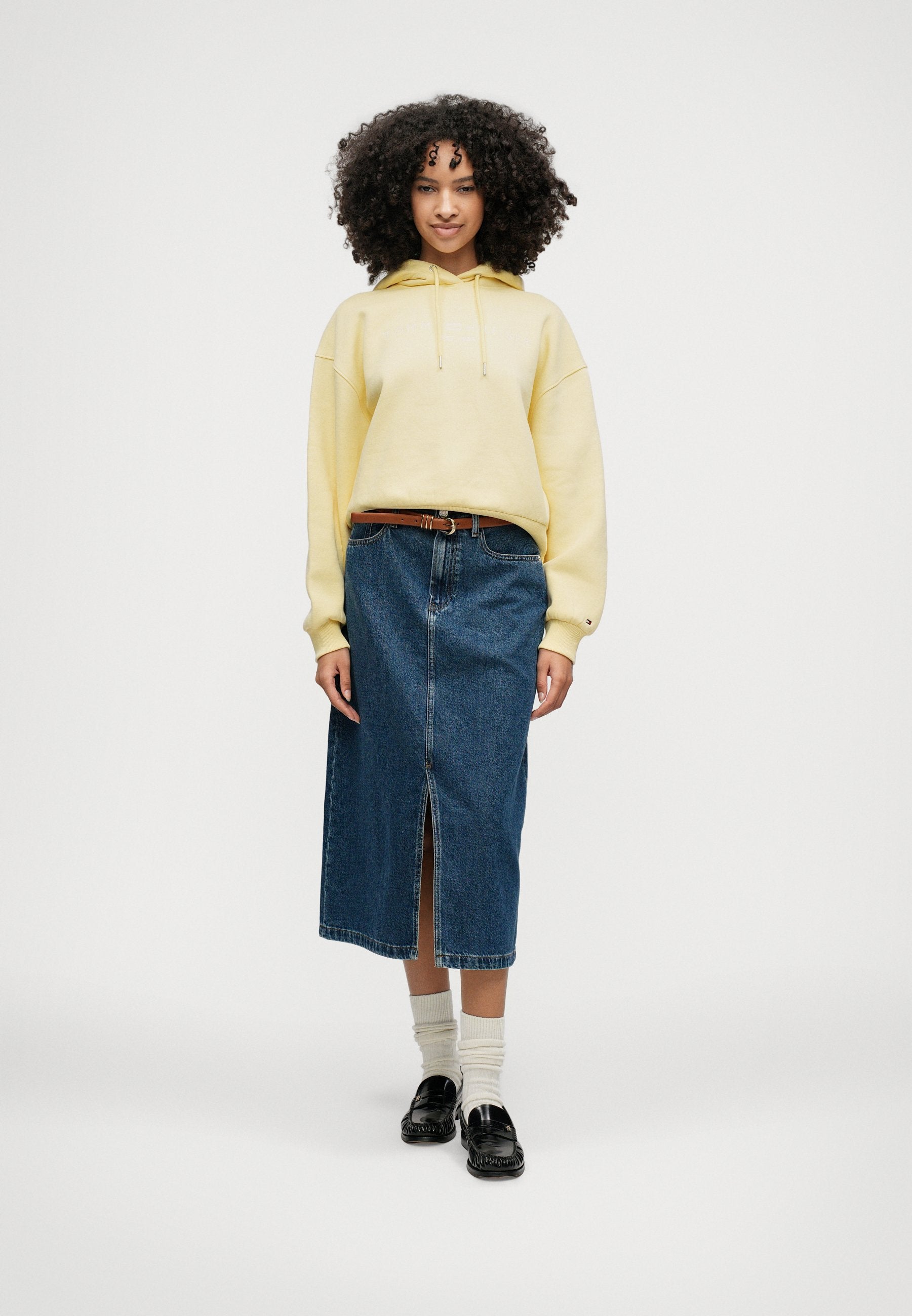 MIDI STRAIGHT SKIRT Media 2
