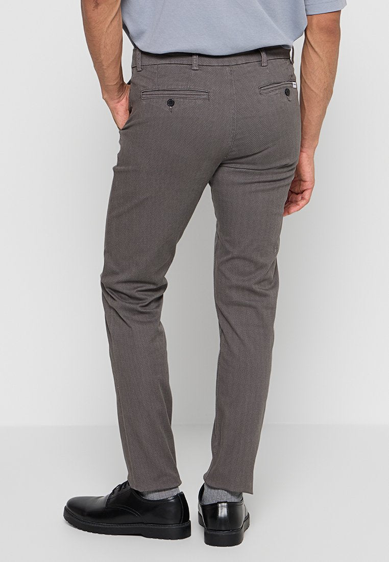 SLIM FIT Media 3
