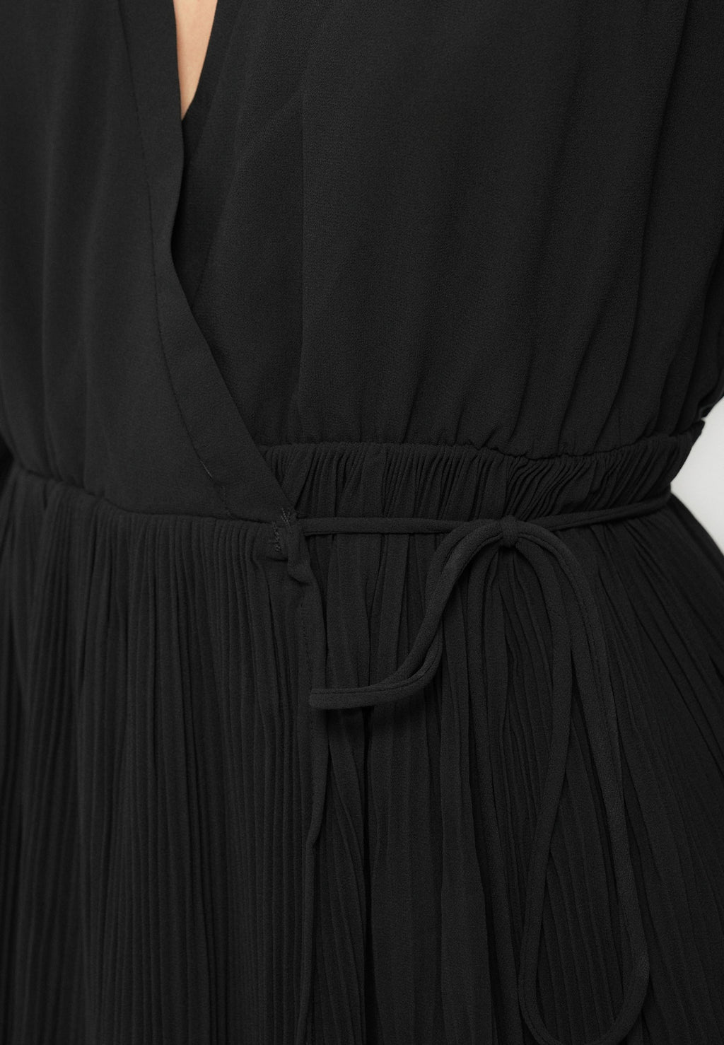 Gina Tricot PLEATED WRAP DRESS