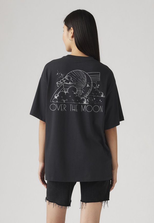 Levi's® SHORT STACK TEE - Print T-shirt - pirate black
