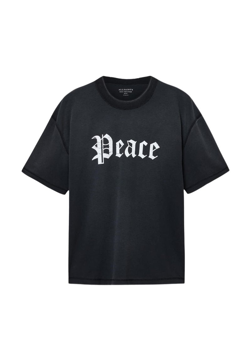 Schwarzes Baumwoll-T-Shirt mit kurzen Ärmeln, auf der Vorderseite mit weißem, gotischem Schriftzug "Peace" bedruckt. Rundhalsausschnitt, lockere Passform.
