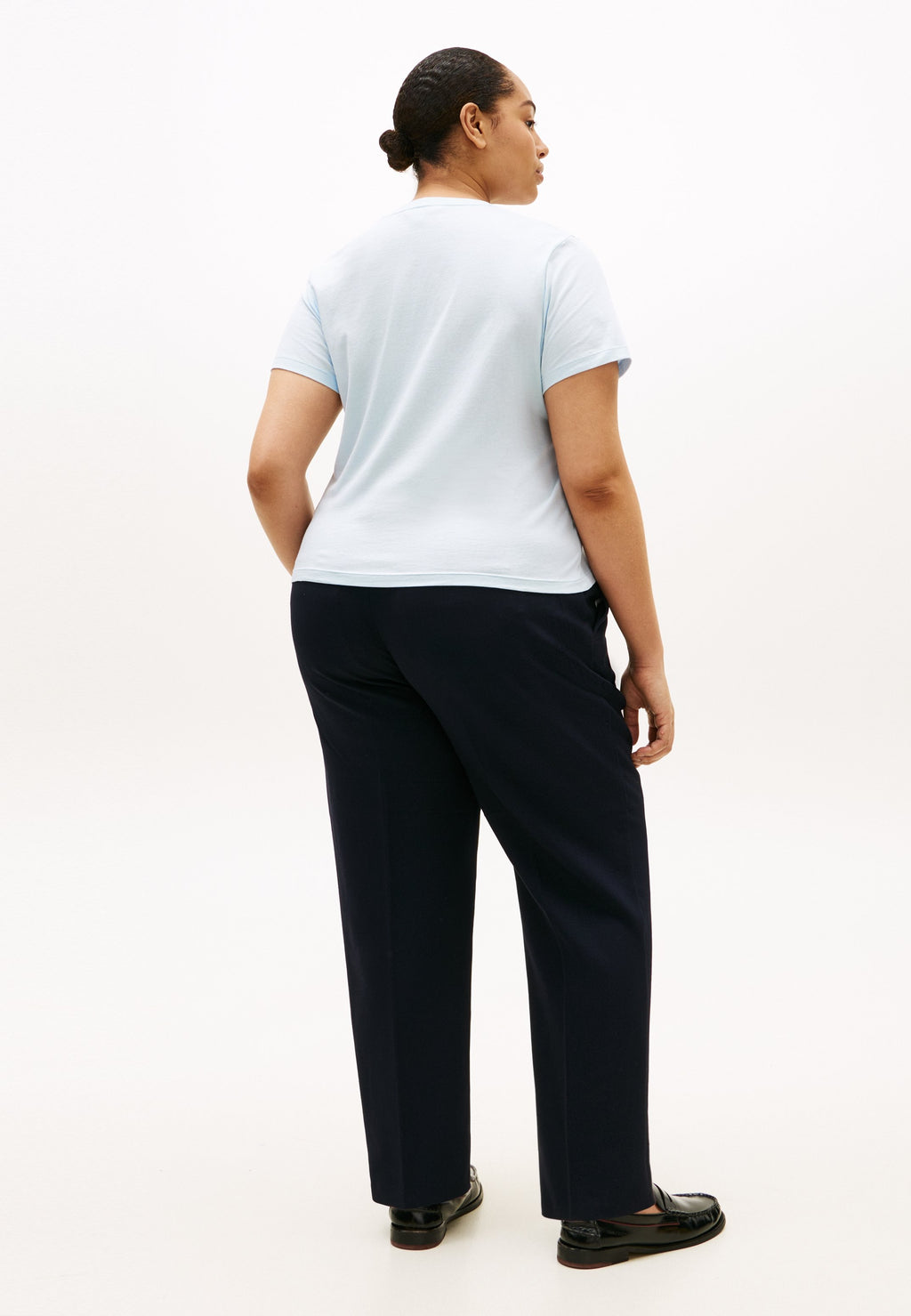 CURVE LOGO JERSEY CREW NECK T-SHIRT Media 4