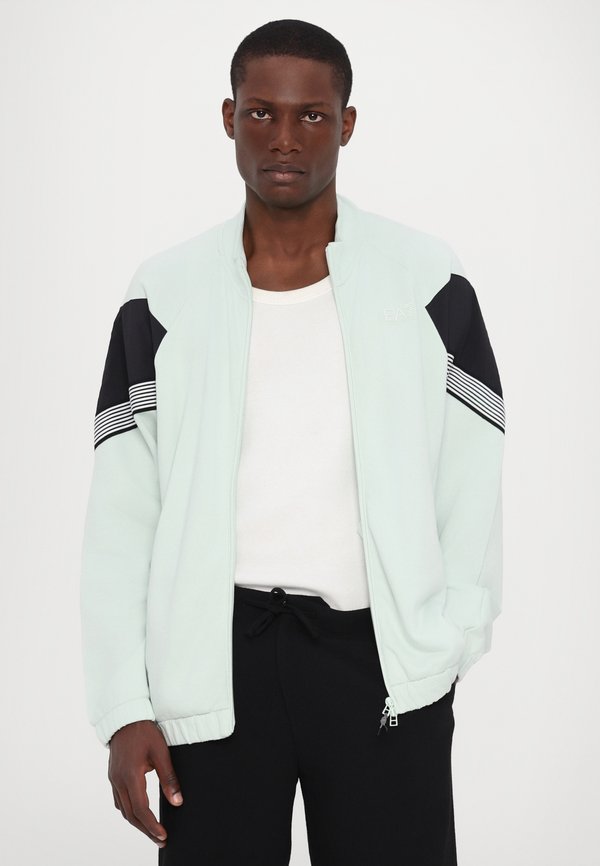 EA7 Emporio Armani