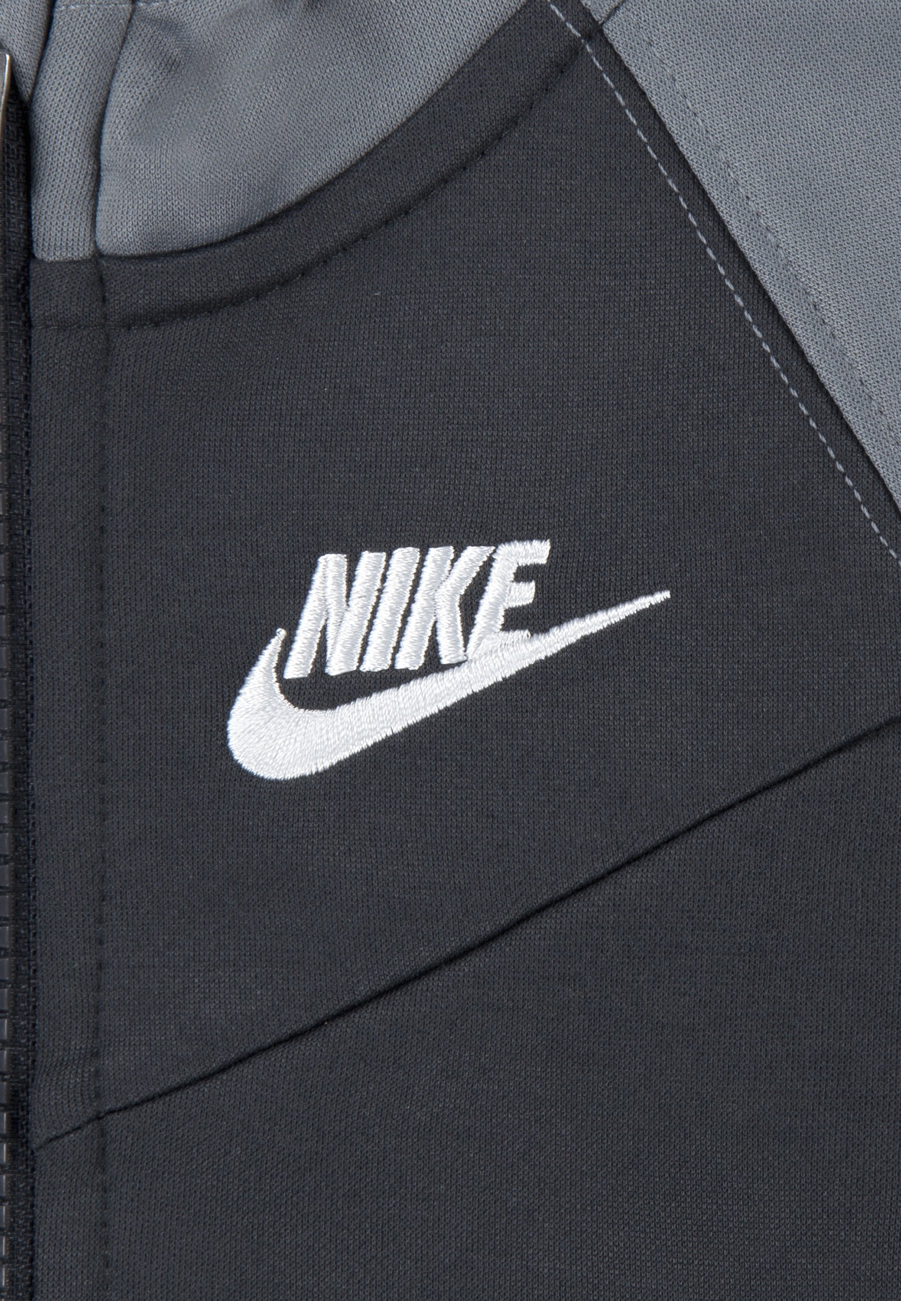 Nike Sportswear LIFESTYLE ESSENTIALS SET