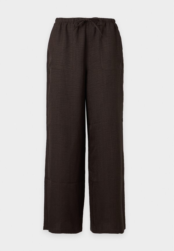 Vero Moda Petite VMMELANEY LOOSE PANT - Trousers - chocolate torte