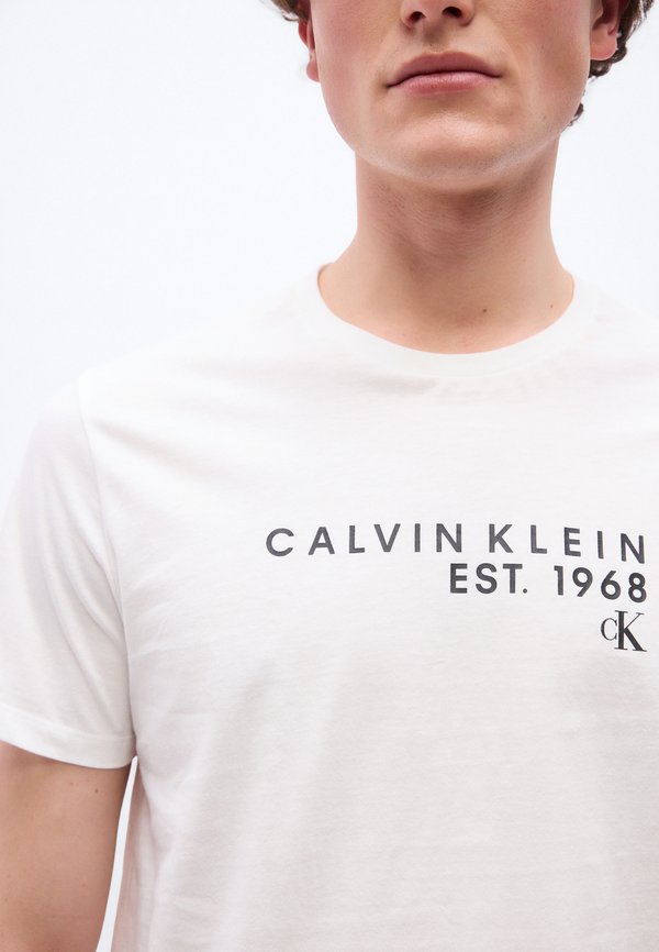 Calvin Klein Jeans